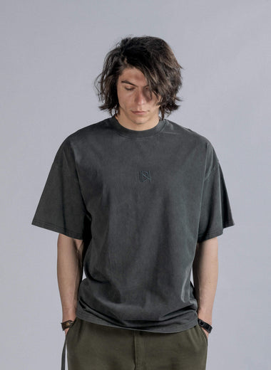 LOGO Embroidery Tee in Vintage Black